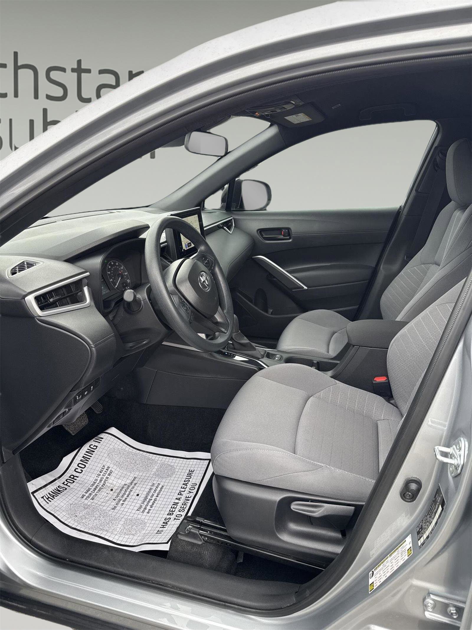 Used 2025 Toyota Corolla Cross AWD Hybrid image 16