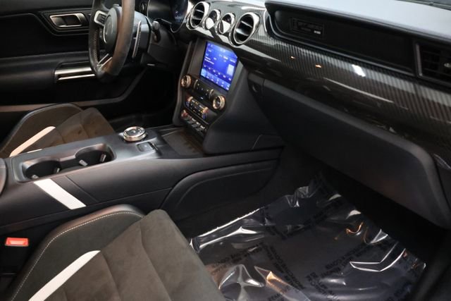 Used 2022 Ford Mustang Shelby GT500 w/ Carbon Fiber Track Pack image 96