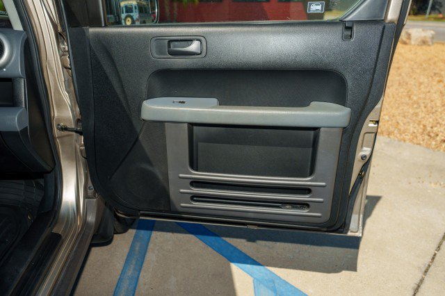 Used 2004 Honda Element EX image 23