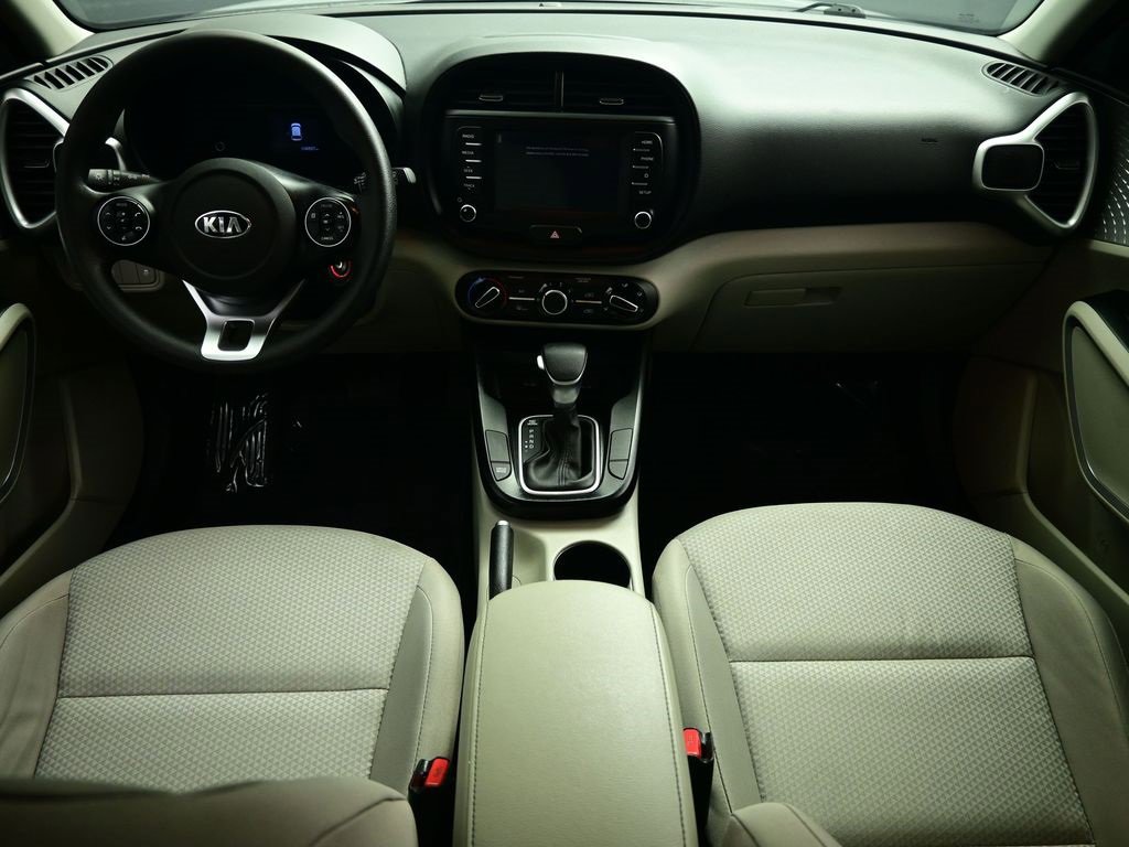 Used 2020 Kia Soul LX image 4
