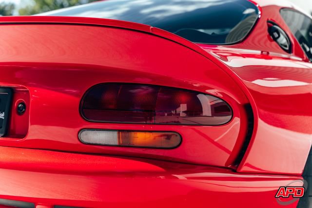 Used 1997 Dodge Viper GTS RWD image 48