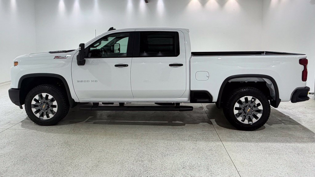 New 2026 Chevrolet Silverado 2500 Custom w/ Custom Value Package AWD/4WD image 2