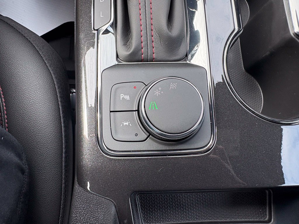 New 2026 Chevrolet Blazer RS w/ LPO, Floor Liner Package FWD image 25