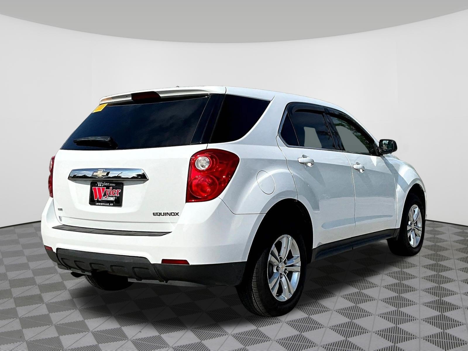 Used 2015 Chevrolet Equinox LS AWD/4WD image 6