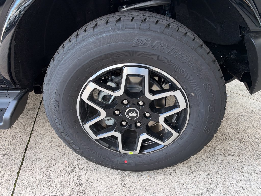 New 2026 Ford Bronco Outer Banks AWD/4WD image 11