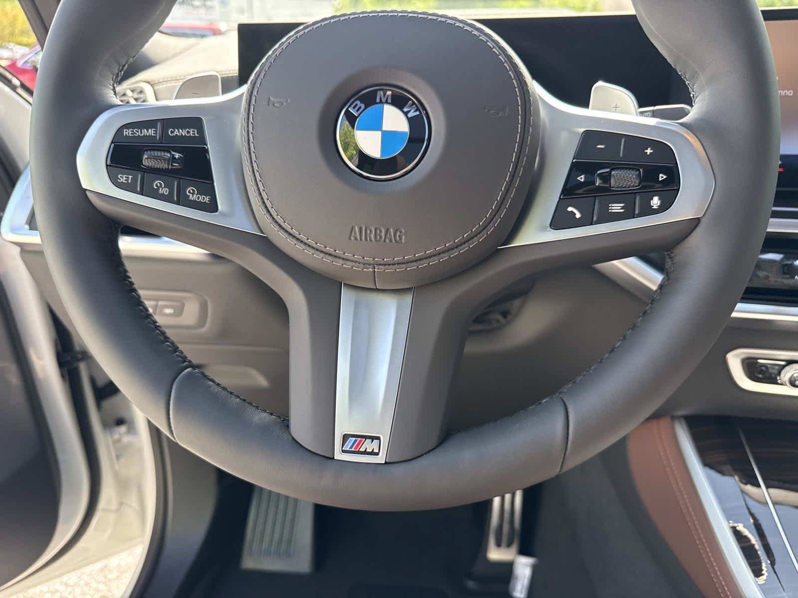 New 2026 BMW X5 xDrive40i w/ M Sport Package AWD/4WD image 18