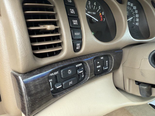 Used 2005 Buick Le Sabre Limited w/ Celebration Edition Package image 19