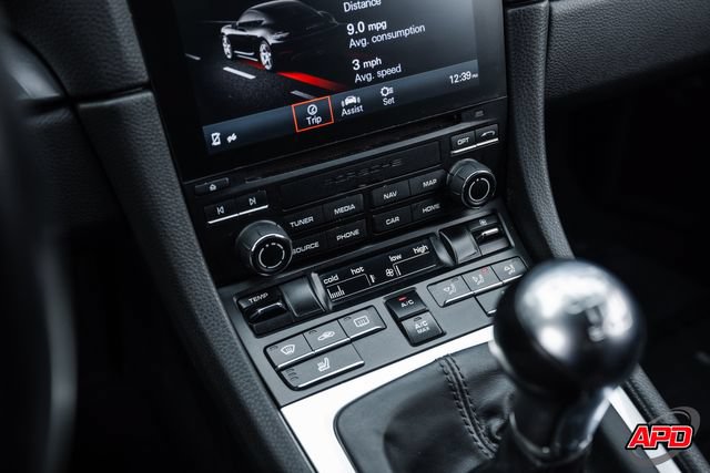 Used 2018 Porsche 718 Cayman RWD image 17