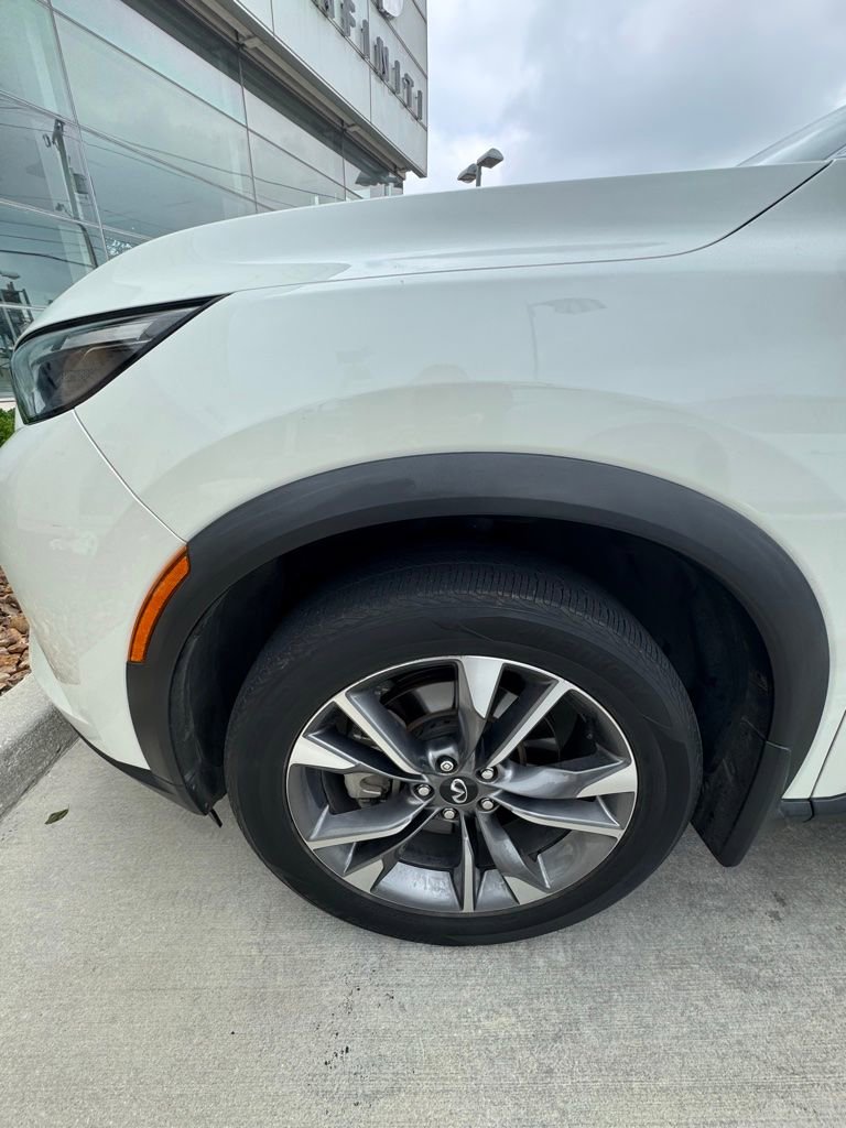 Certified 2023 INFINITI QX60 Luxe AWD/4WD image 2