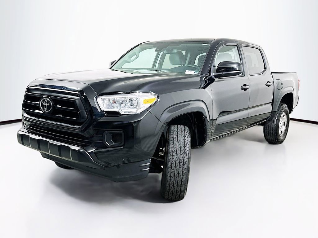 Used 2023 Toyota Tacoma SR video 2