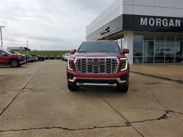 New 2026 GMC Yukon Denali w/ Sun & Power Step Package image 2