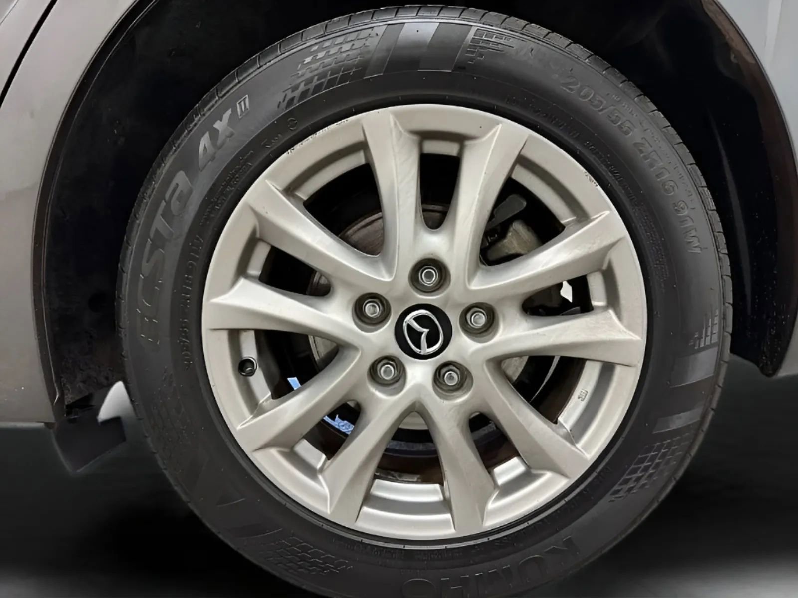 Used 2018 MAZDA MAZDA3 Sport FWD image 26