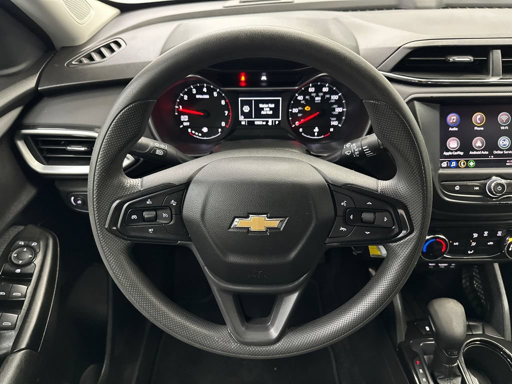Used 2023 Chevrolet TrailBlazer LS FWD image 23