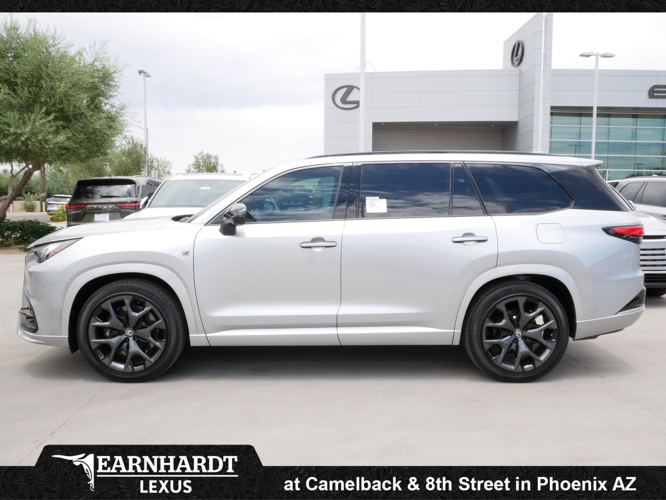 New 2026 Lexus TX 500h AWD w/ Technology Package image 3