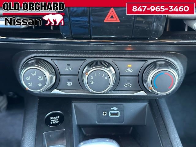 Used 2025 Nissan Kicks S image 15