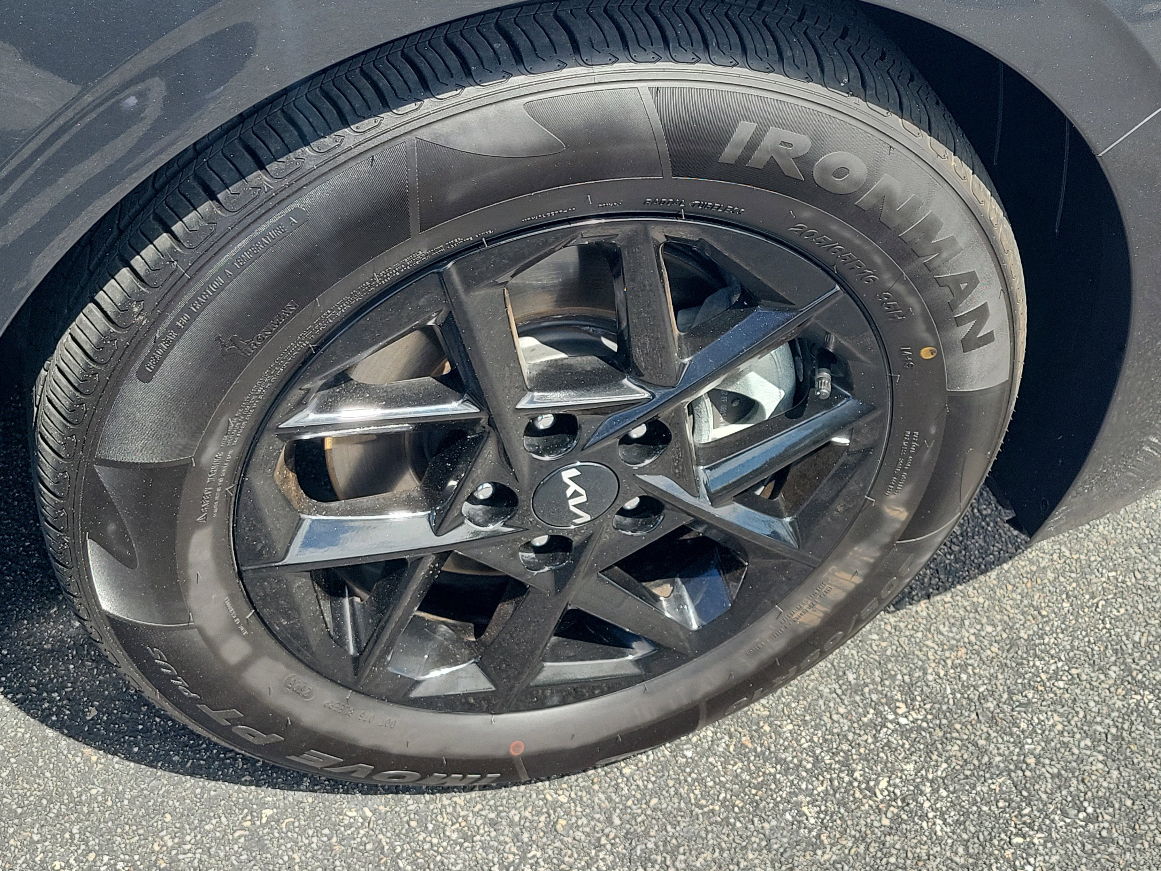 Used 2025 Kia K5 LXS image 8