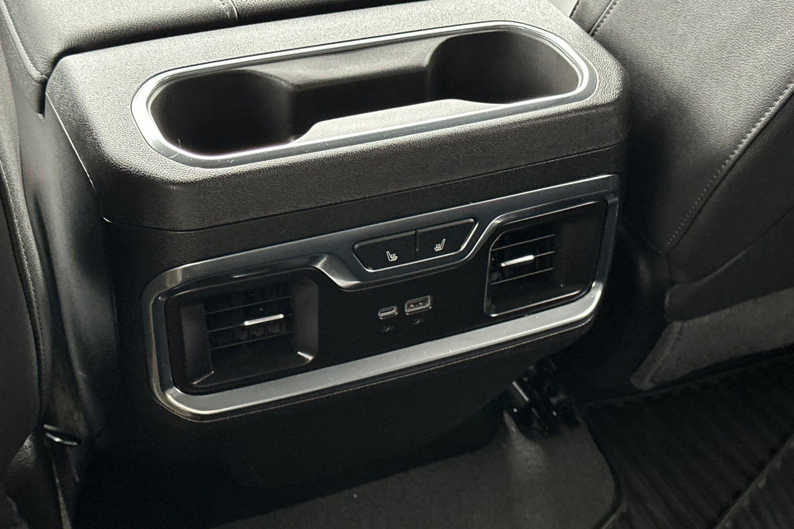 Used 2025 Chevrolet Silverado 2500 LTZ w/ Trail Boss Package image 15