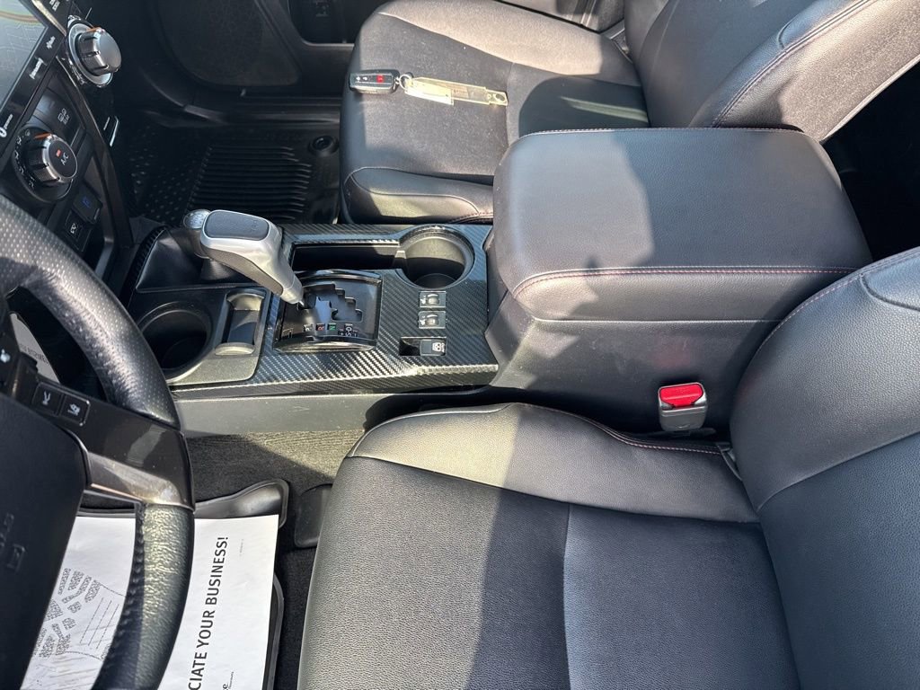 Used 2023 Toyota 4Runner TRD Off-Road Premium w/ Off Road Premium Plus Package AWD/4WD image 30