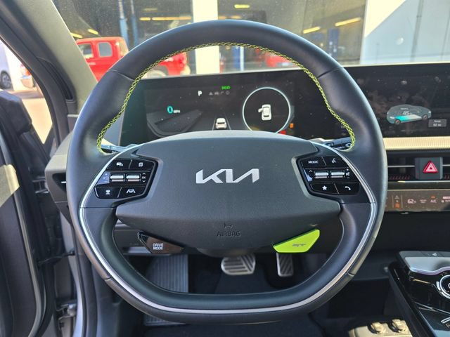 Certified 2023 Kia EV6 GT AWD/4WD image 27
