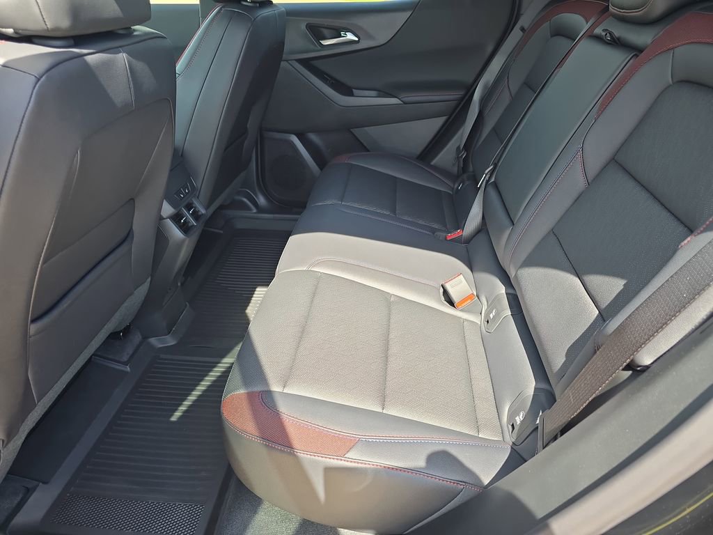 New 2026 Chevrolet Equinox RS w/ Convenience Package III FWD image 14