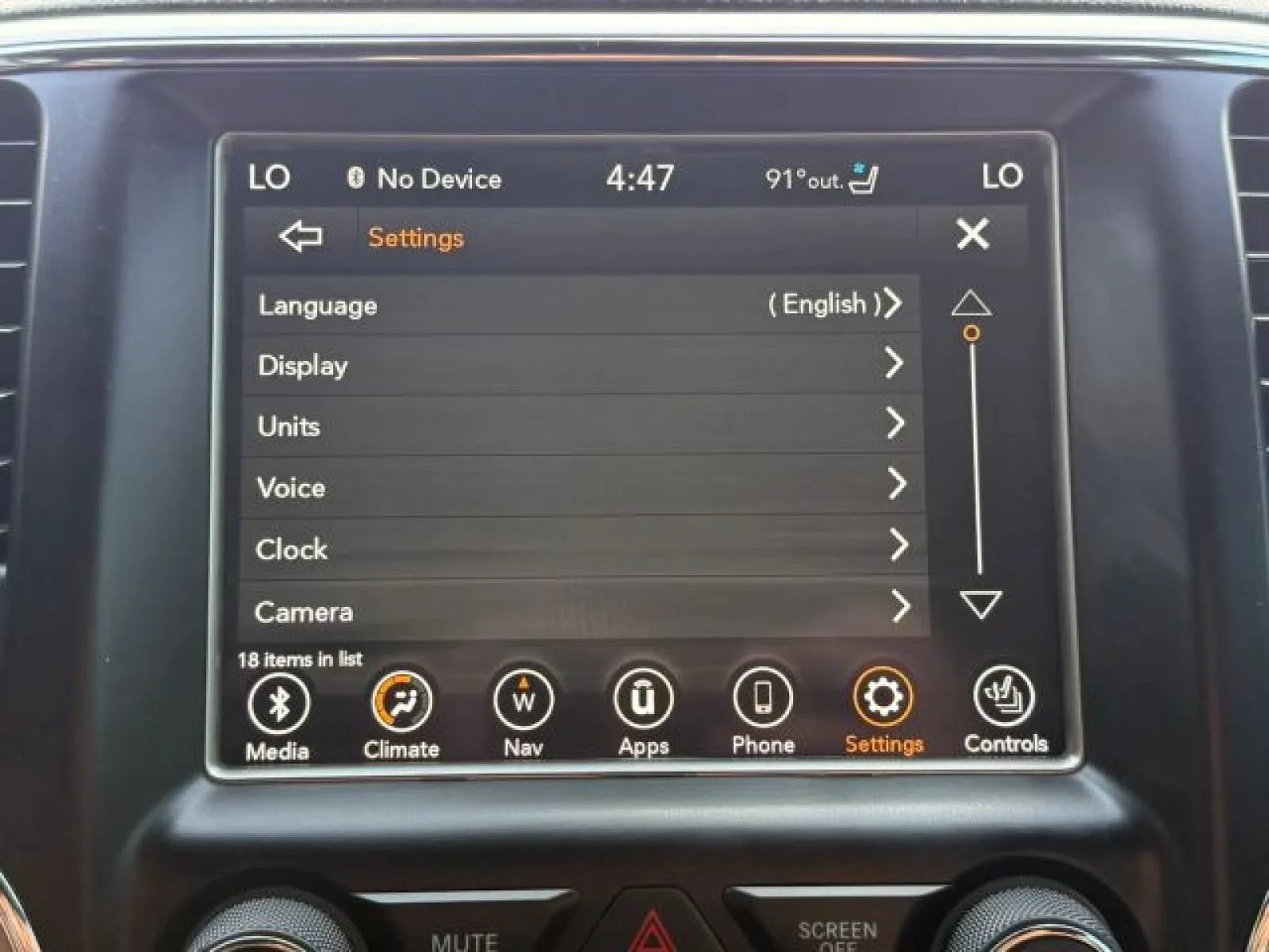 Used 2018 Jeep Grand Cherokee Overland AWD/4WD image 36