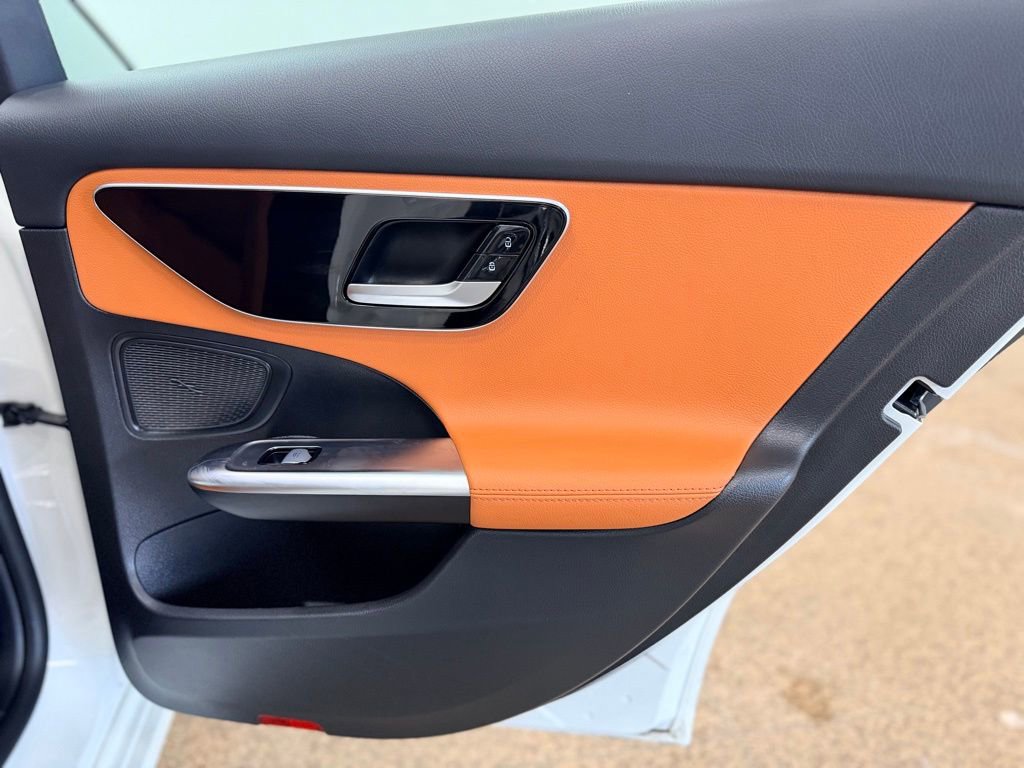 Used 2025 Mercedes-Benz C 300 4MATIC Sedan image 22