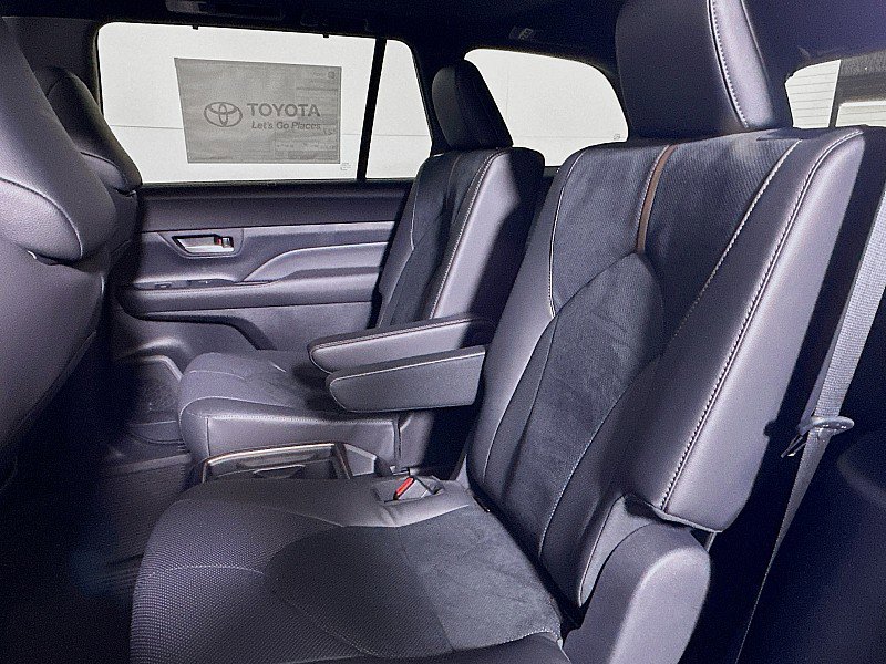New 2026 Toyota Grand Highlander AWD Hybrid image 9