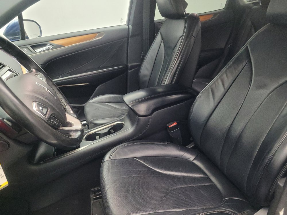 Used 2017 Lincoln MKC Reserve FWD image 17