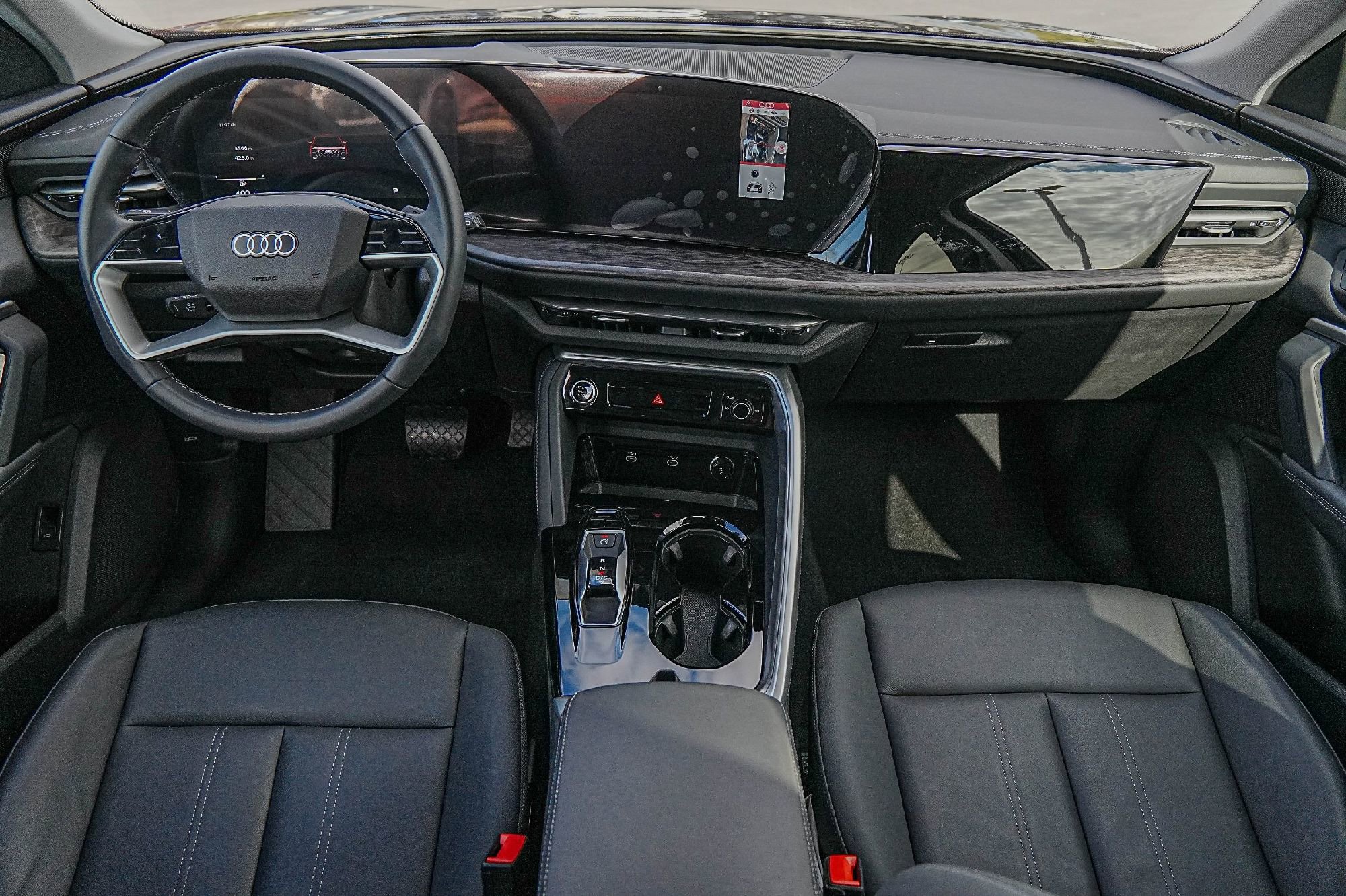 Certified 2025 Audi Q5 Premium w/ Convenience Package image 24