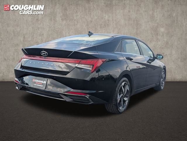 Used 2021 Hyundai Elantra Limited FWD image 7