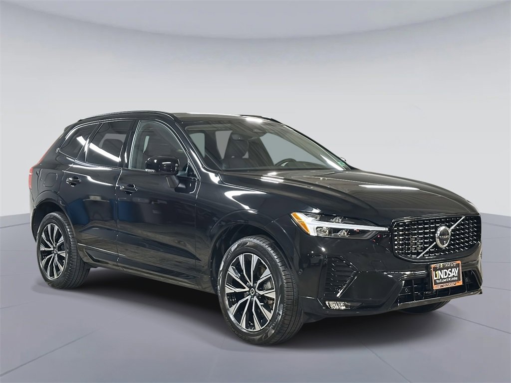 Used 2025 Volvo XC60 B5 Plus image 6