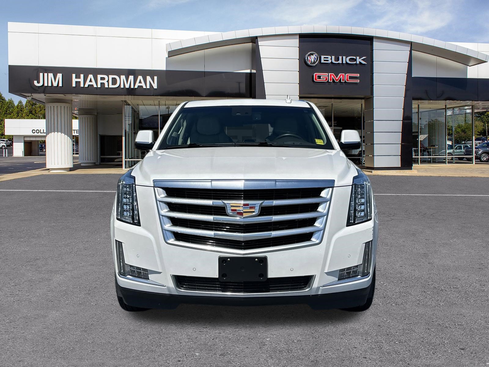 Used 2016 Cadillac Escalade ESV Luxury RWD image 2