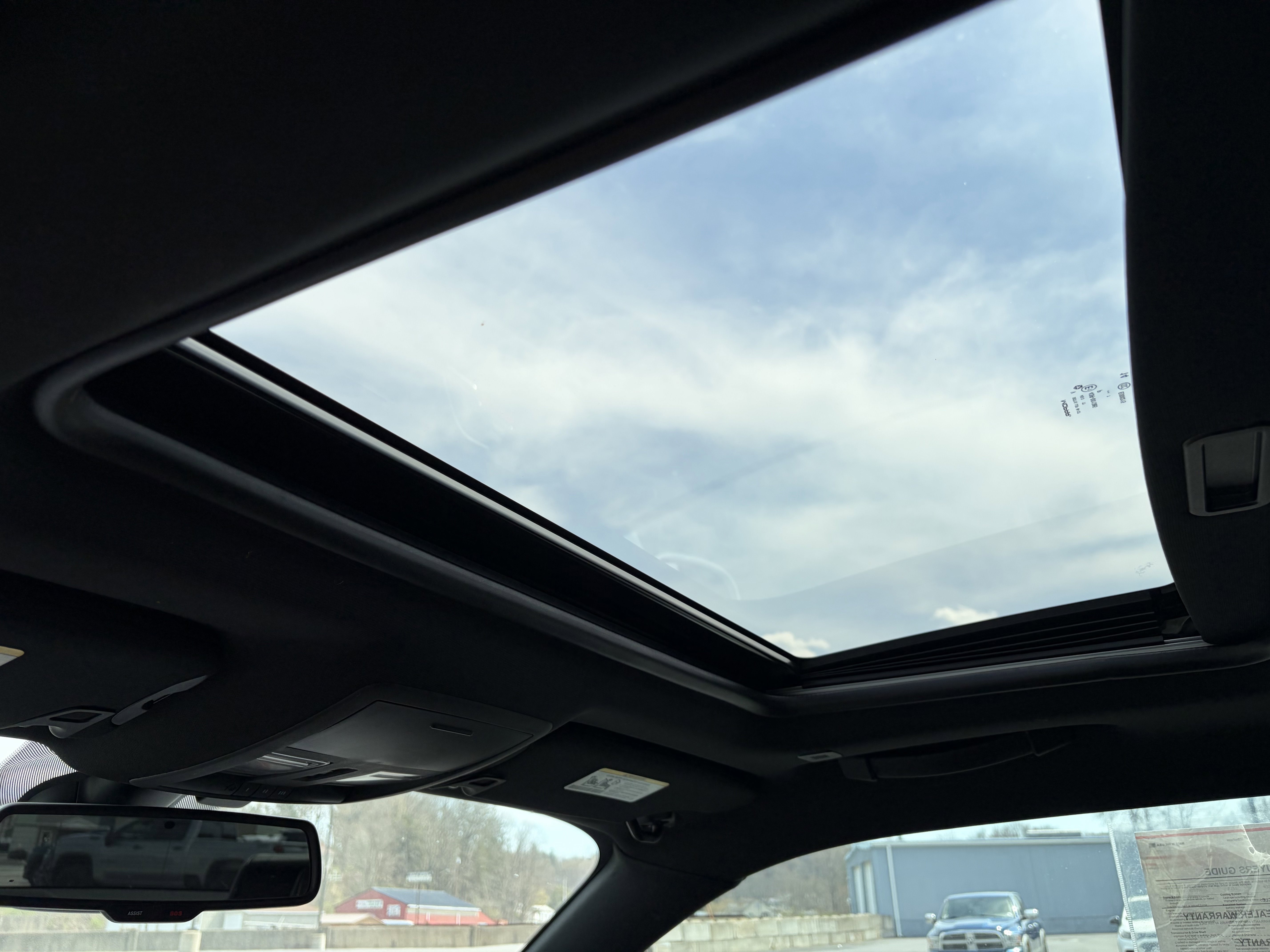 Used 2018 Dodge Challenger SRT Hellcat image 38