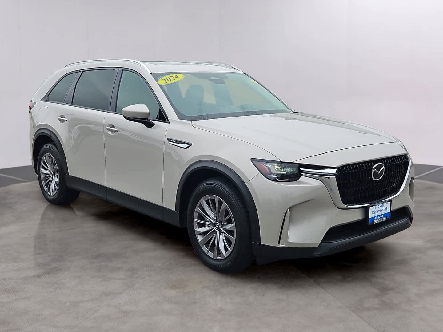 Used 2024 MAZDA CX-90 Plug-In Hybrid w/ Preferred AWD/4WD image 3