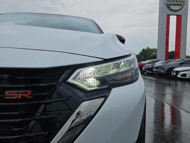 New 2025 Nissan Sentra SR image 15