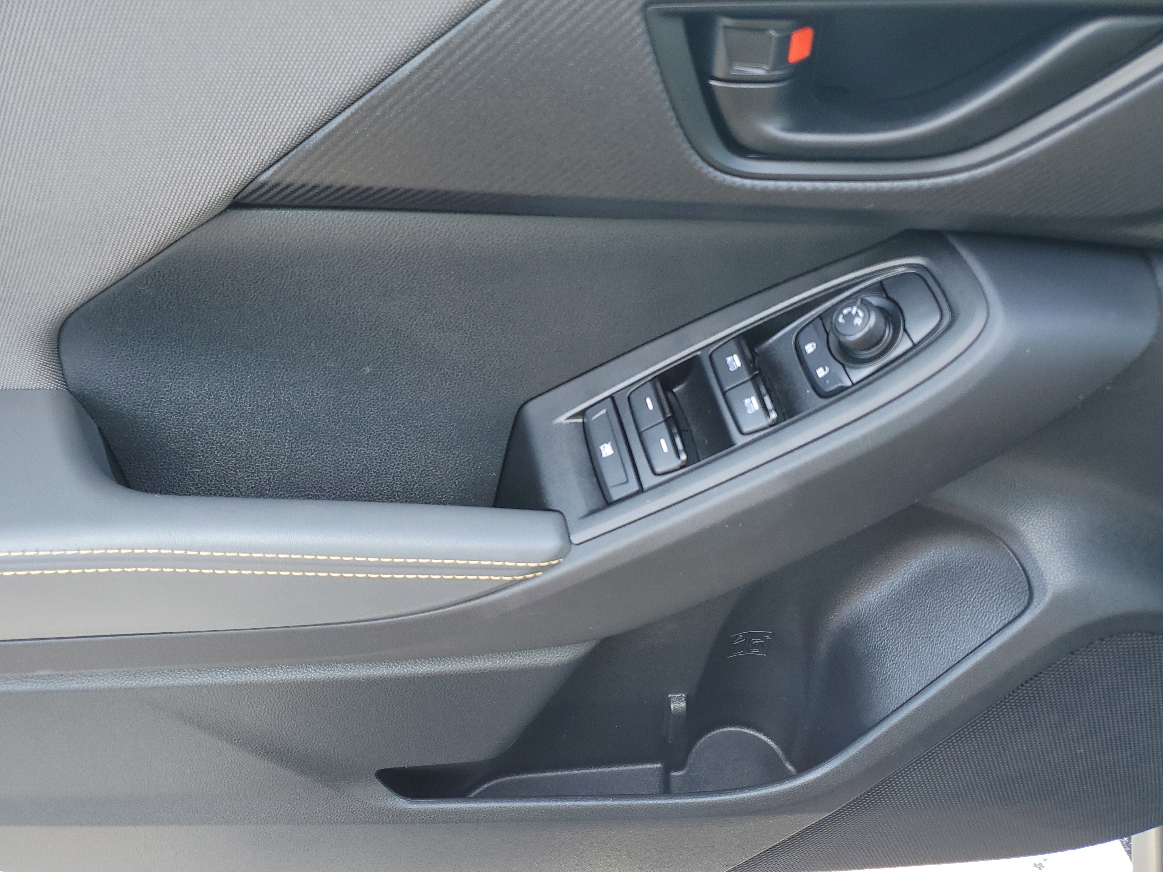 Certified 2025 Subaru Crosstrek 2.5i Sport w/ Popular Package #4A AWD/4WD image 16