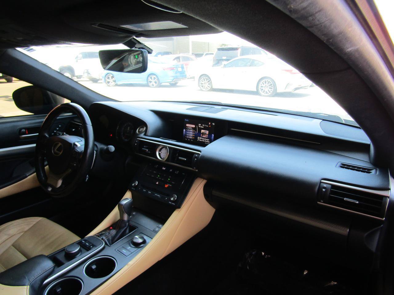 Used 2017 Lexus RC 200t F Sport RWD image 11