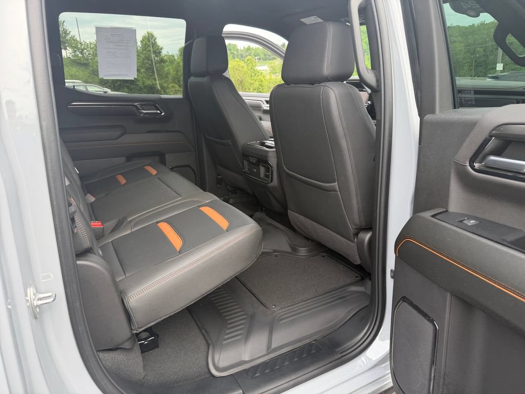 Certified 2024 GMC Sierra 1500 AT4 w/ Technology Package AWD/4WD image 27