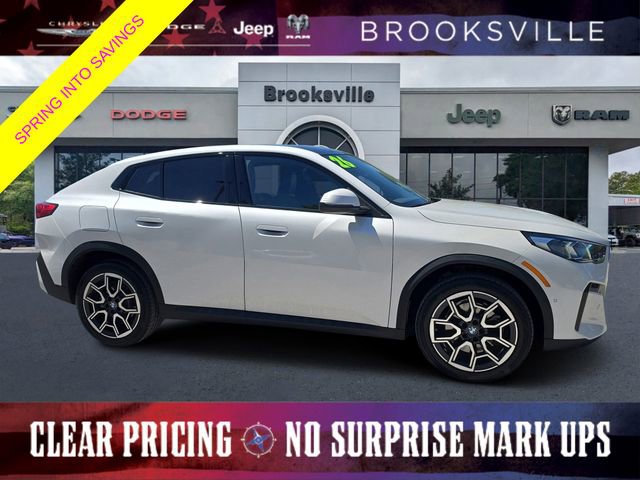 Used 2026 BMW X2 xDrive28i AWD/4WD image 1