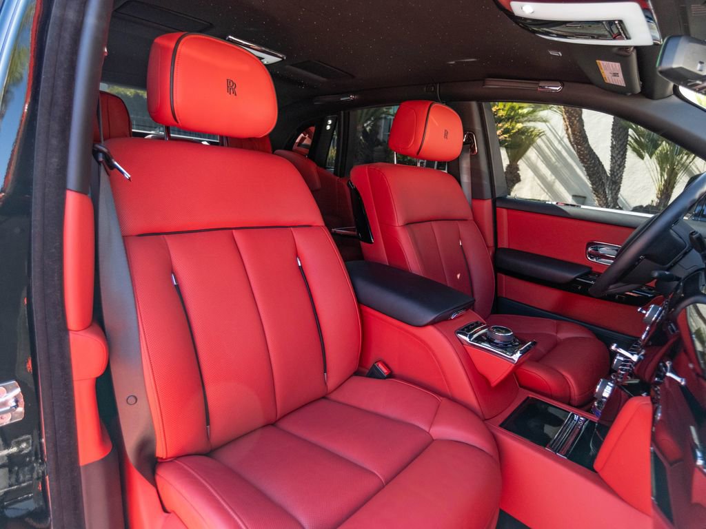 Used 2019 Rolls-Royce Phantom Sedan image 17
