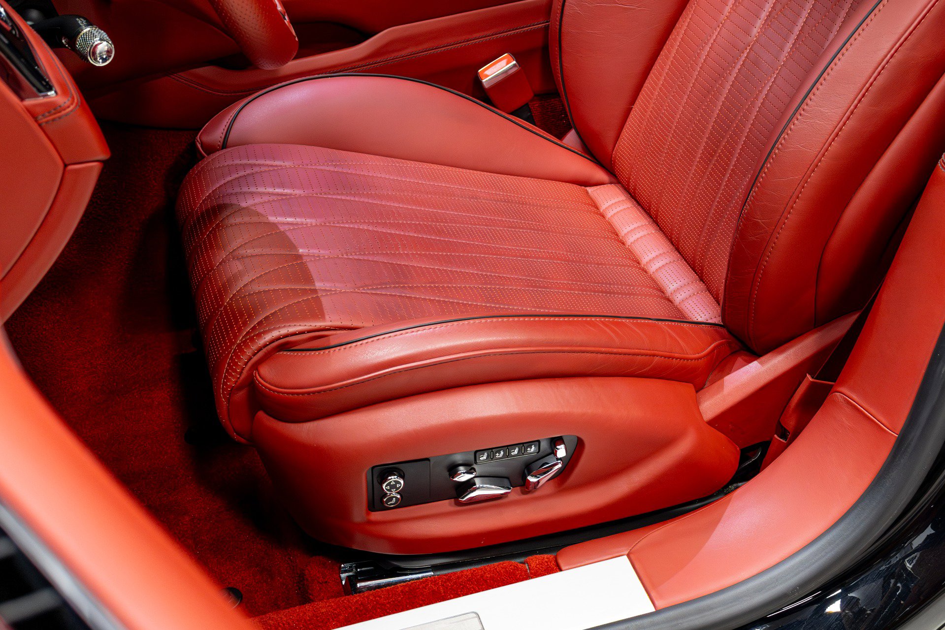 Used 2020 Bentley Flying Spur W12 w/ First Edition Specification image 7