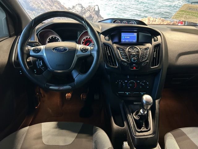 Used 2014 Ford Focus ST image 49