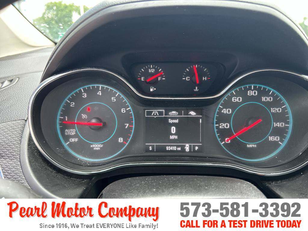 Certified 2018 Chevrolet Cruze LT FWD image 12