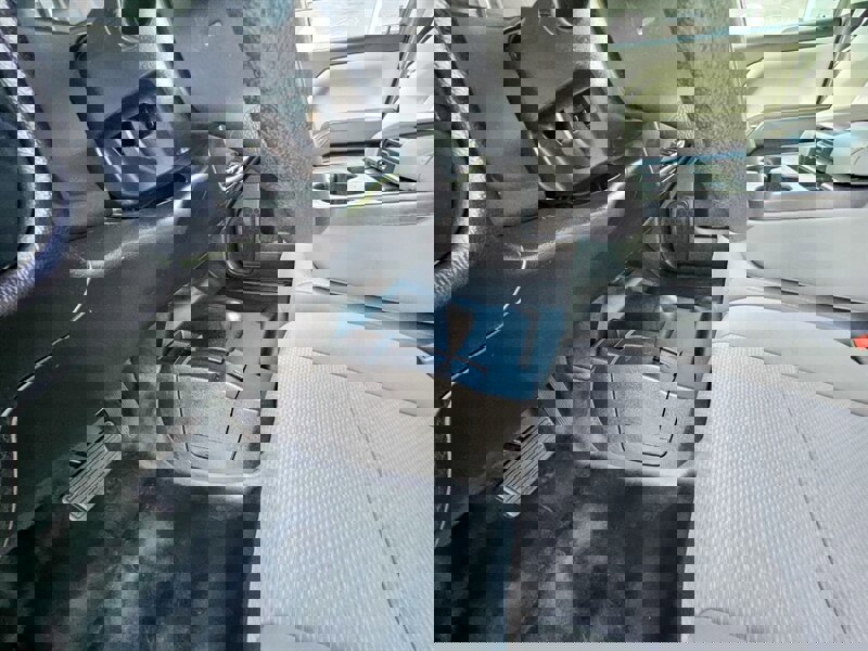 Used 2015 Chevrolet Silverado 3500 W/T image 17