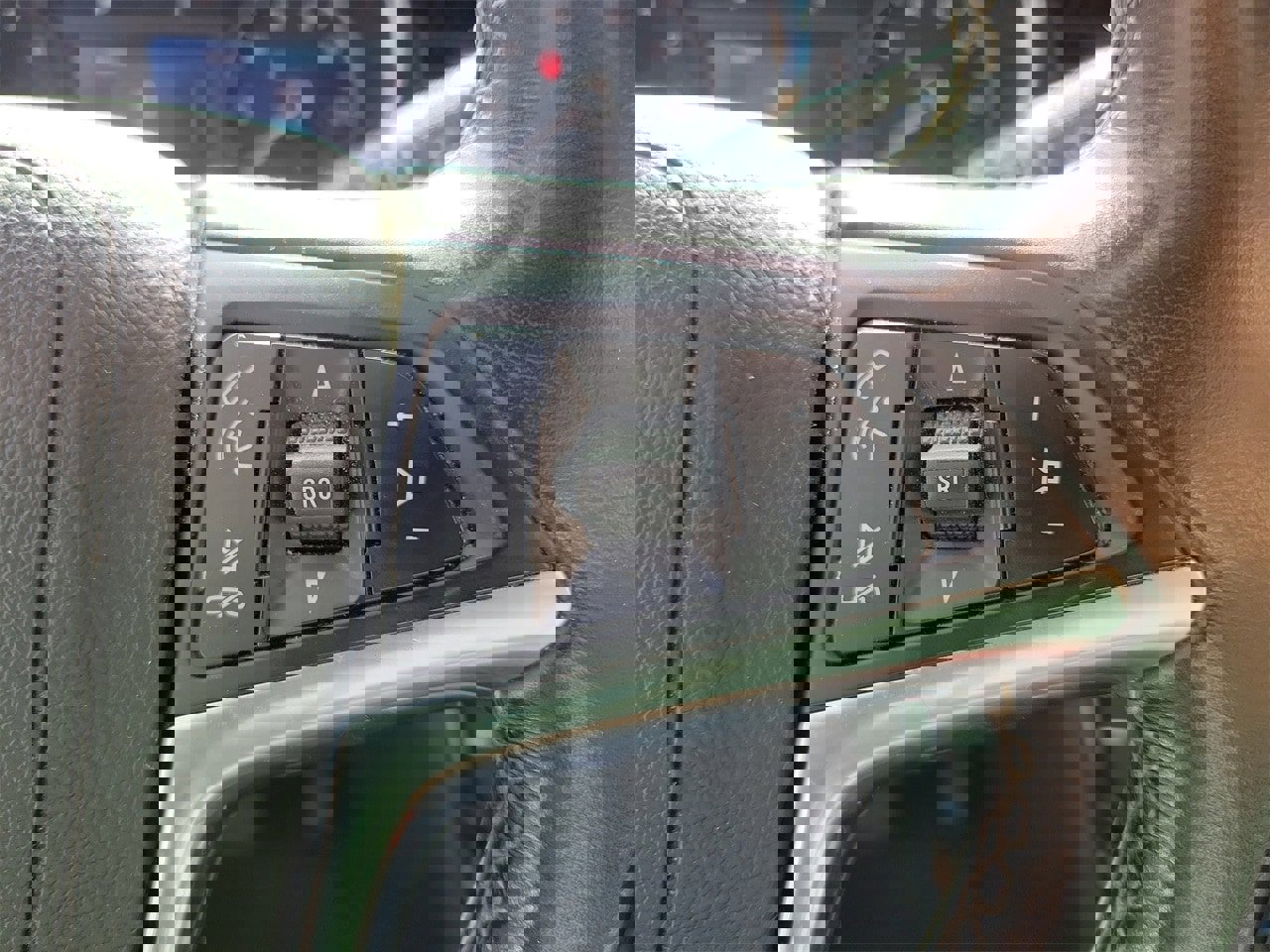 Used 2019 Buick Encore Preferred image 18