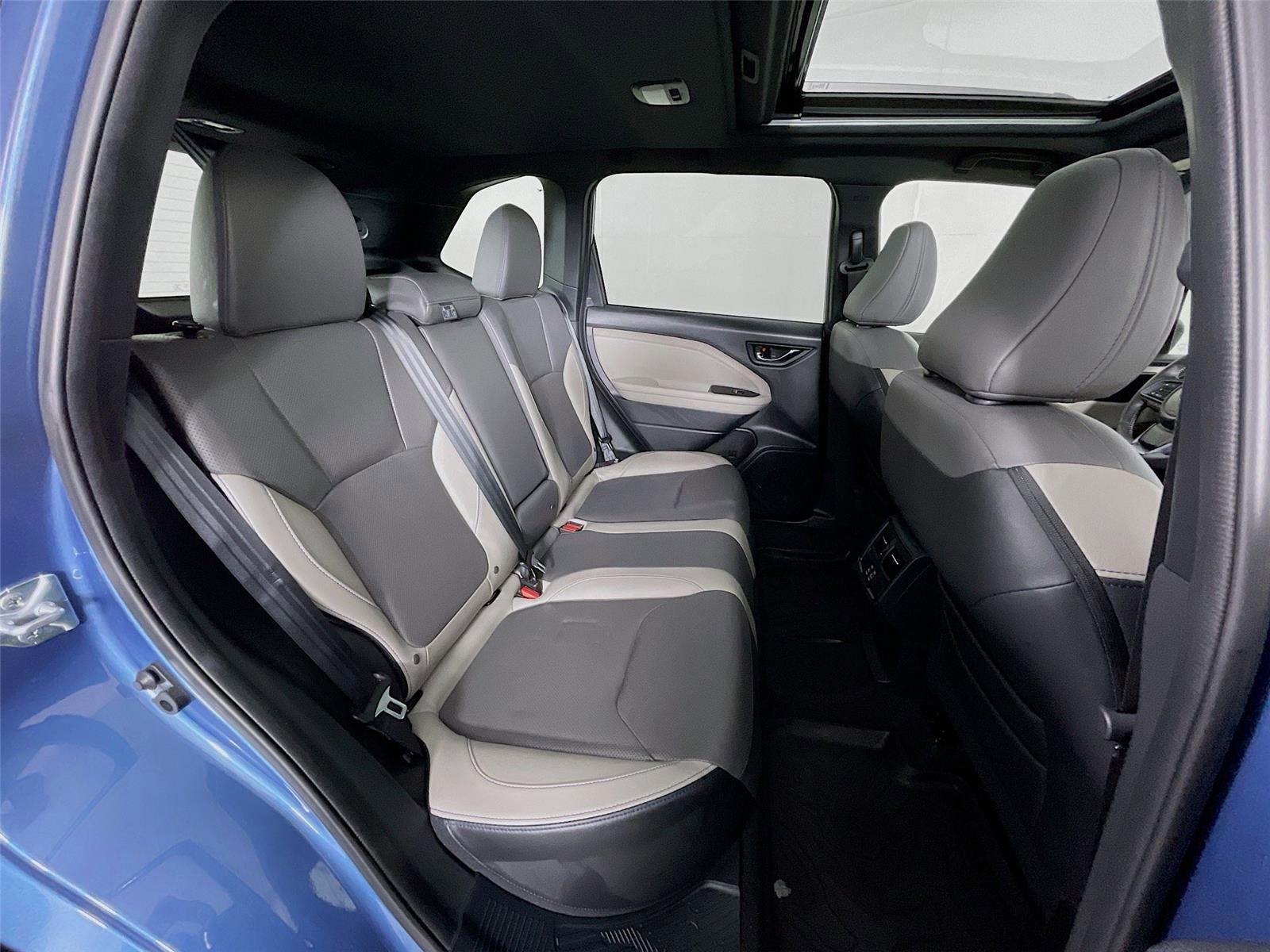 Used 2025 Subaru Forester Limited image 30