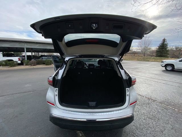 Used 2020 Nissan Murano SL w/ Moonroof Package image 24