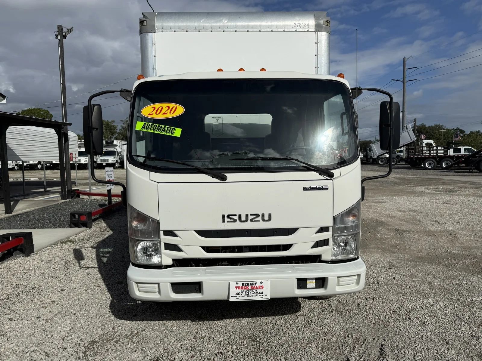 Used 2020 Isuzu NPR image 2