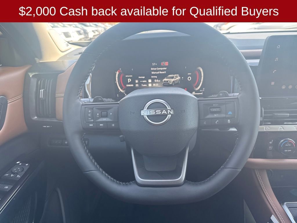 New 2026 Nissan Pathfinder Platinum image 14