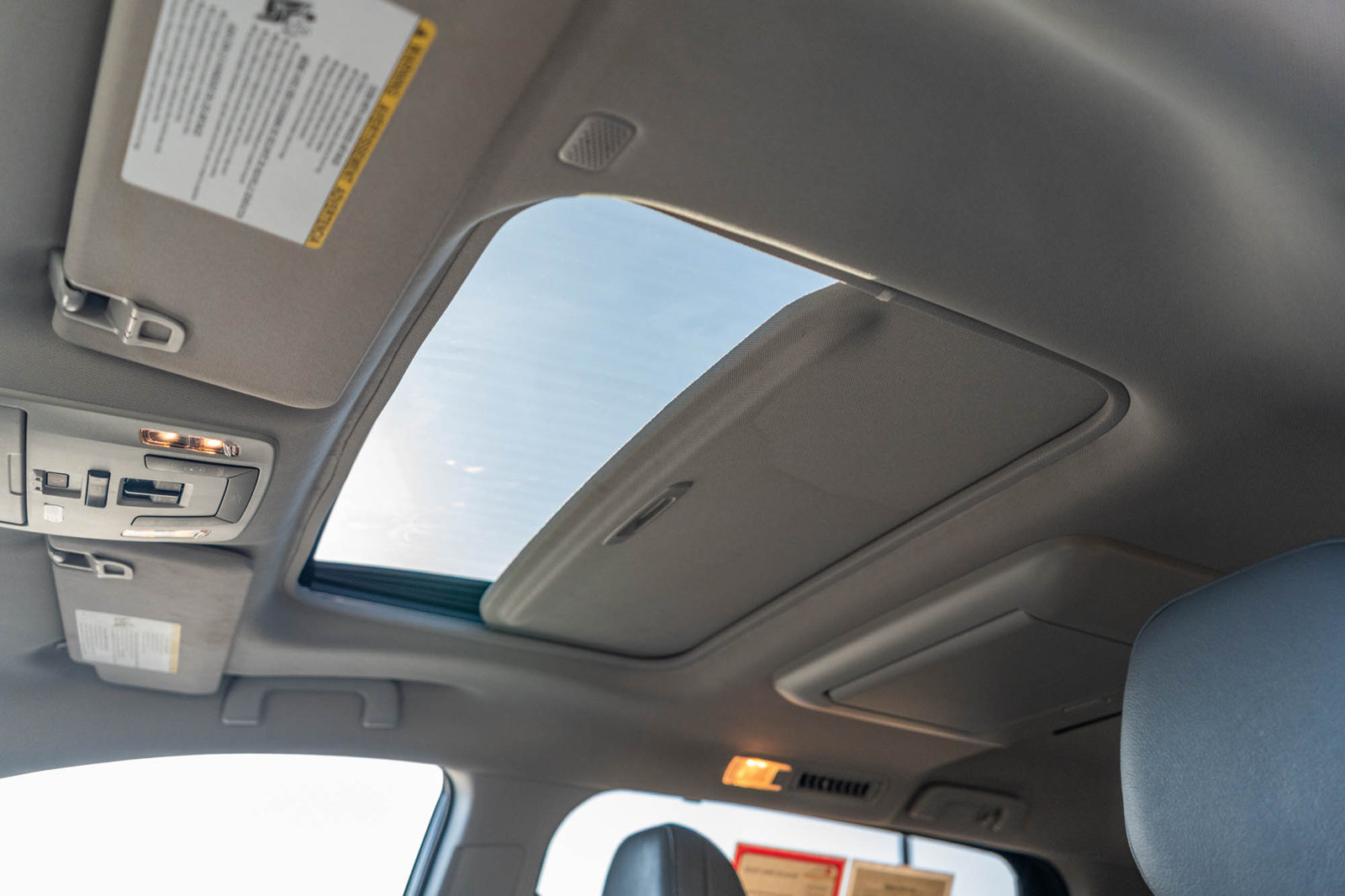 Certified 2024 Toyota Sienna XLE w/ XLE Plus Package FWD image 28